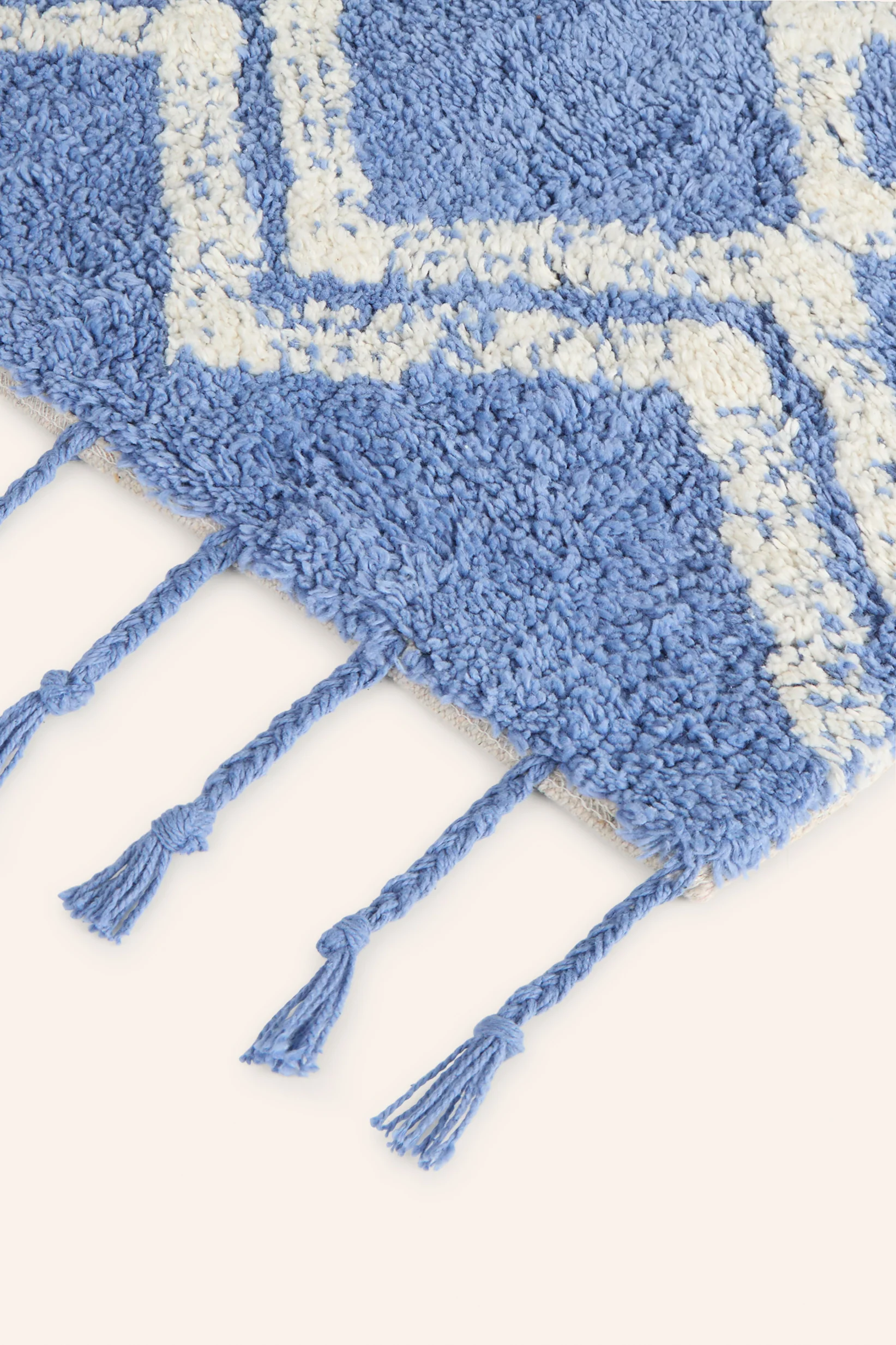 Alfombra de baño en tufting azul Fauve - Image 8