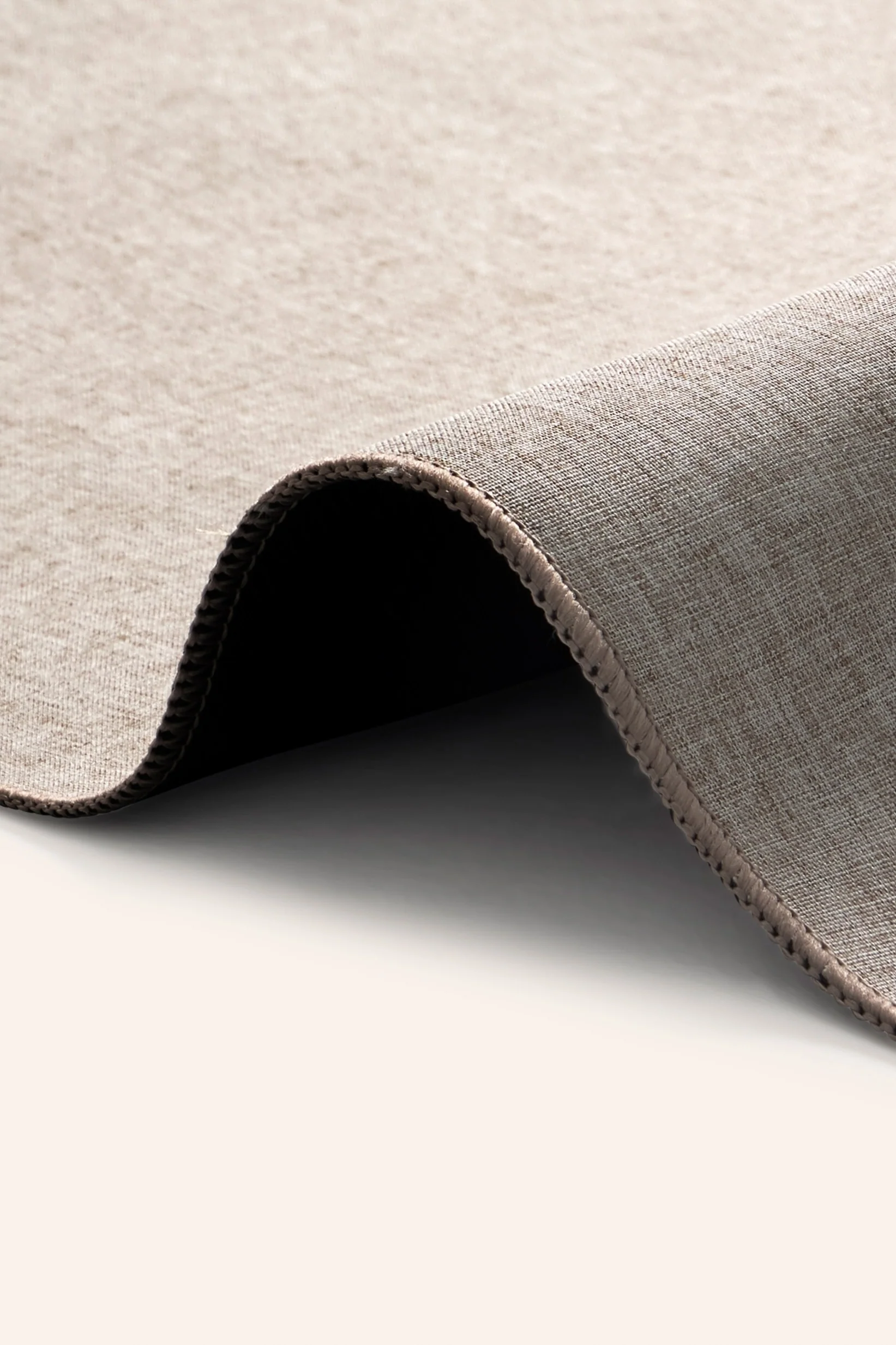 Alfombra pasillera antideslizante beige Dubai - Image 3